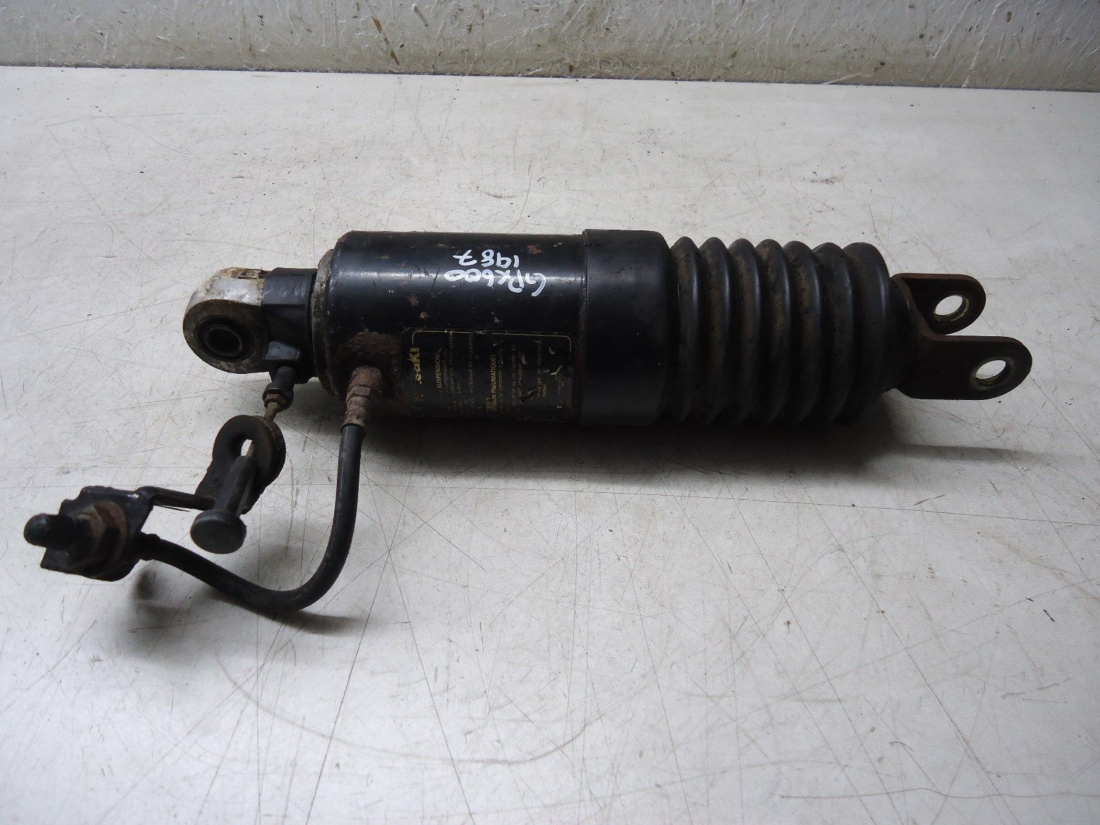 Kawasaki GPX600R Rear Shock Absorber