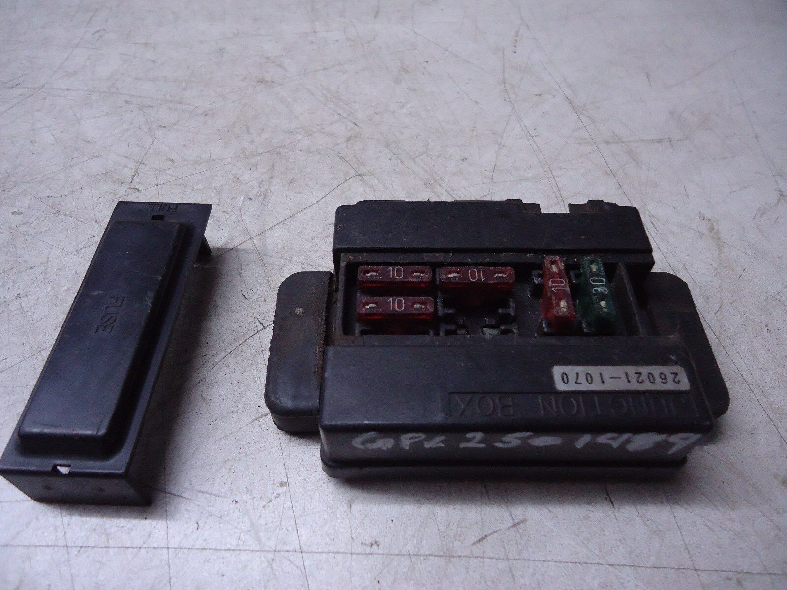 Kawasaki GPX250R Fuse Box Junction Box