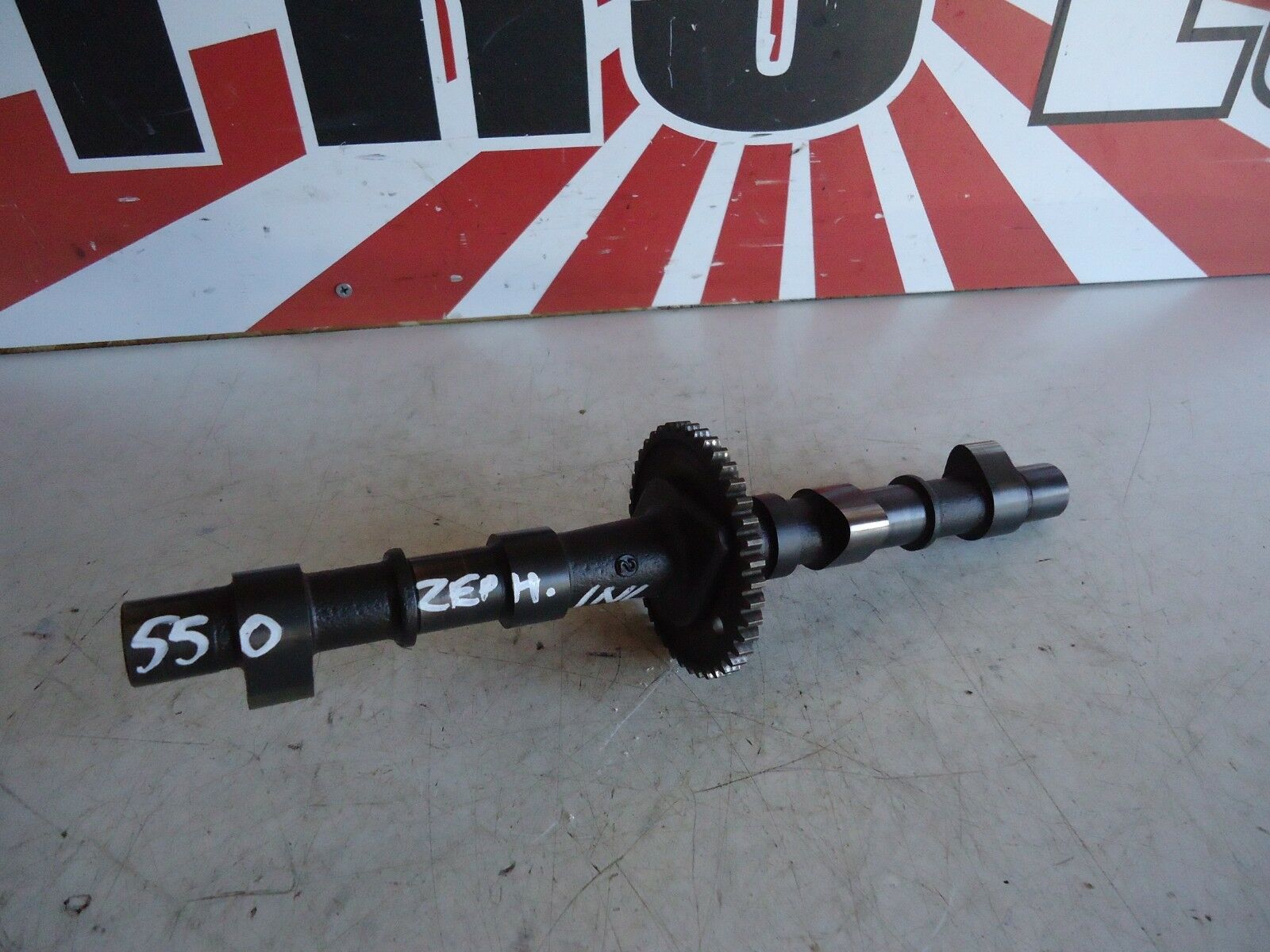 Kawasaki 550 Zephyr Inlet Camshaft Engine Camshaft