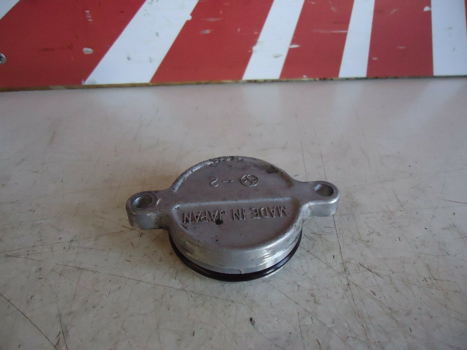 Kawasaki ZR550 Zephyr Engine Starter Clutch Shaft Cover Cap