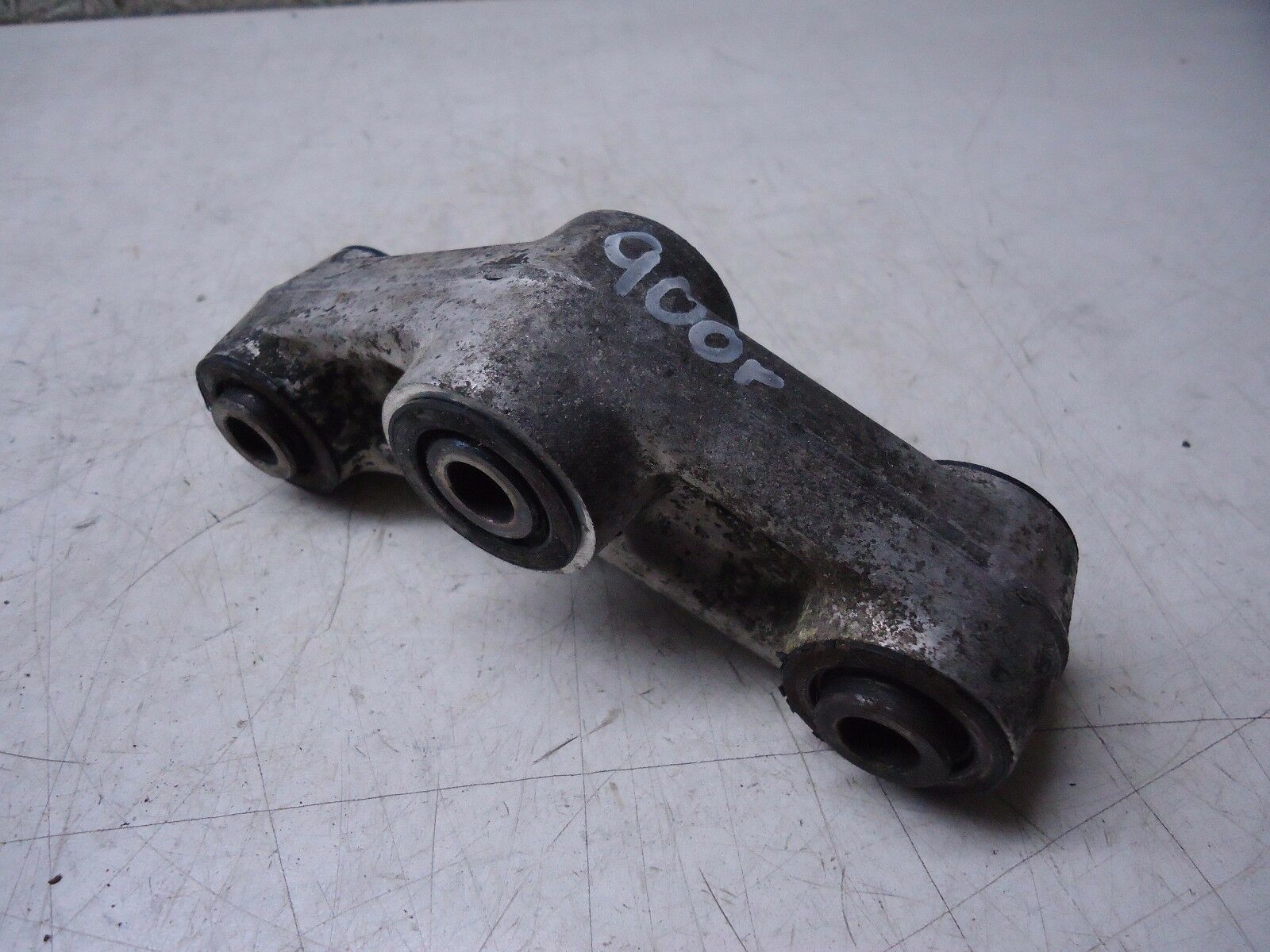 Kawasaki GPZ900R Rear Shock Linkage 