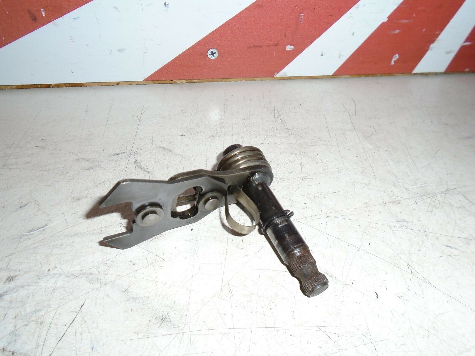 Kawasaki GPZ900R Gear Selector Shaft 
