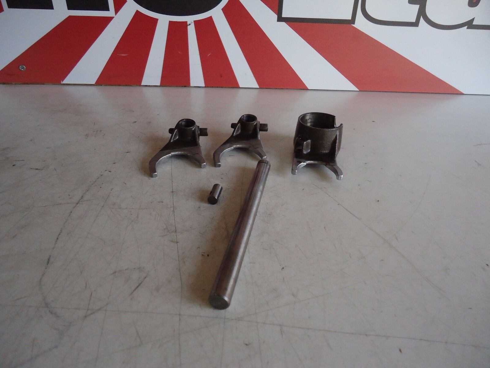 Kawasaki GPZ750 Gear Selector Forks GPZ750 Unitrak