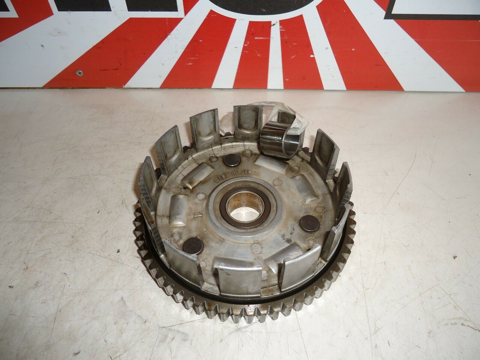 Kawasaki GPZ500s Engine Clutch Basket