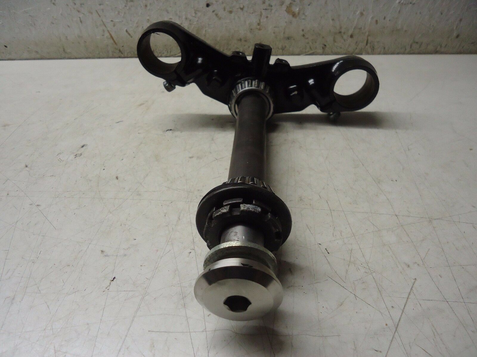 Kawasaki GPZ1100 Lower Fork Yoke