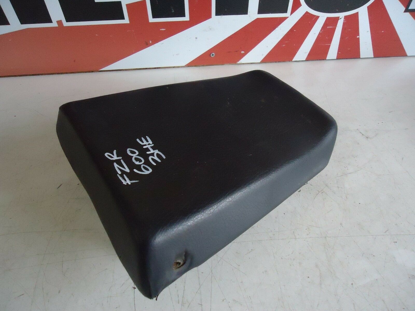 Yamaha FZR600 Pillion Seat 