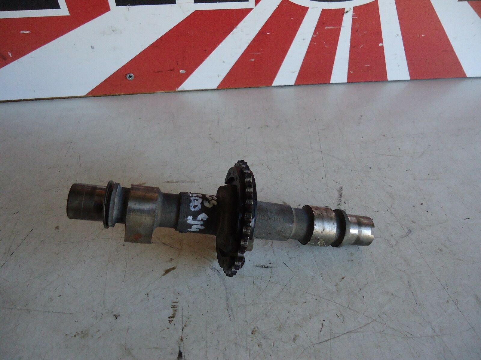 Suzuki GS500E Engine Inlet Camshaft