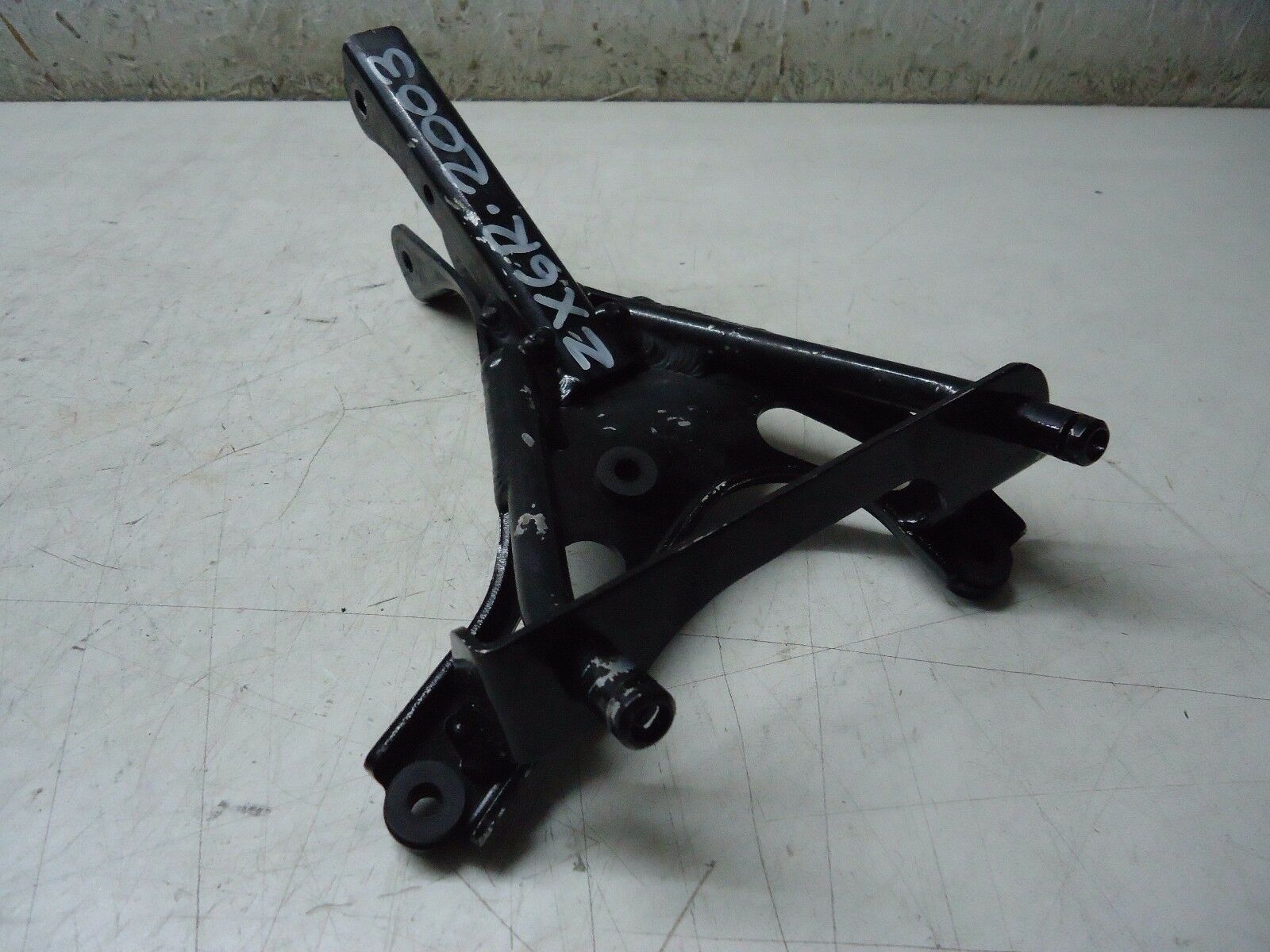 Kawasaki ZX6R Front Frame Bracket ZX6R Clock Mount Frame