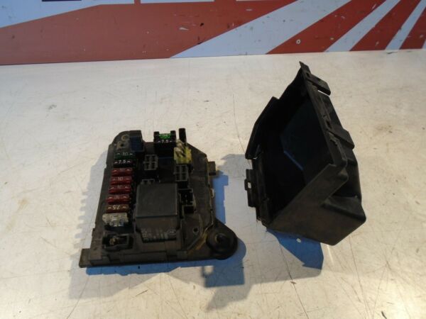 Kawasaki GPZ1000RX Fuse Box 