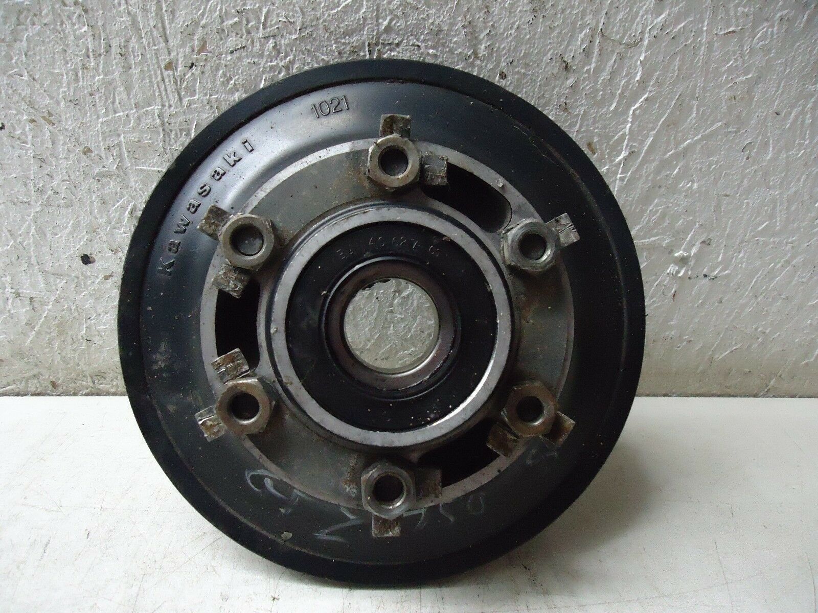 Kawasaki GPZ750 Unitrak Rear Hub GPz UT Sprocket Carrier