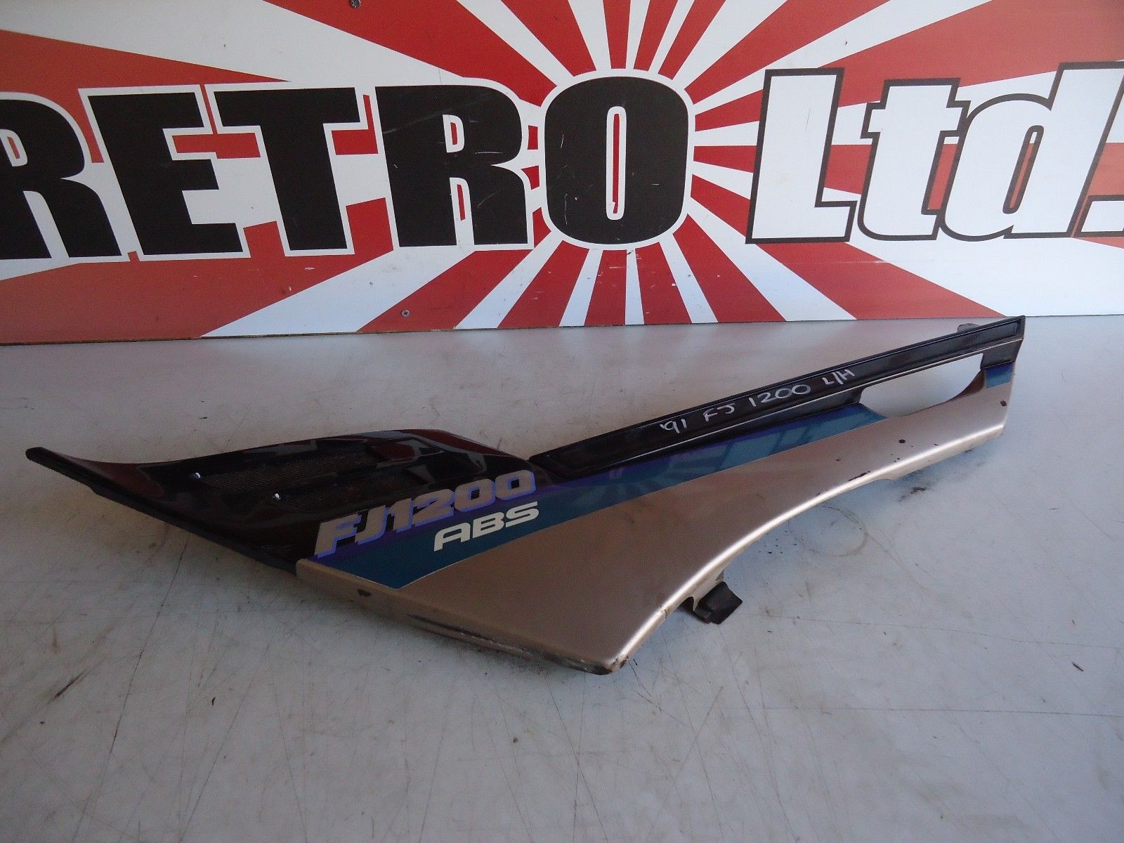 Yamaha FJ1200 Fairing Side Panel