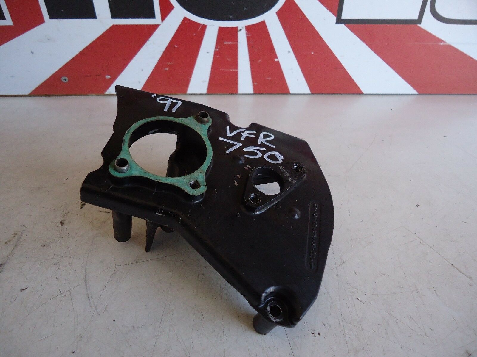 Honda VFR750F Engine Sprocket Cover Casing