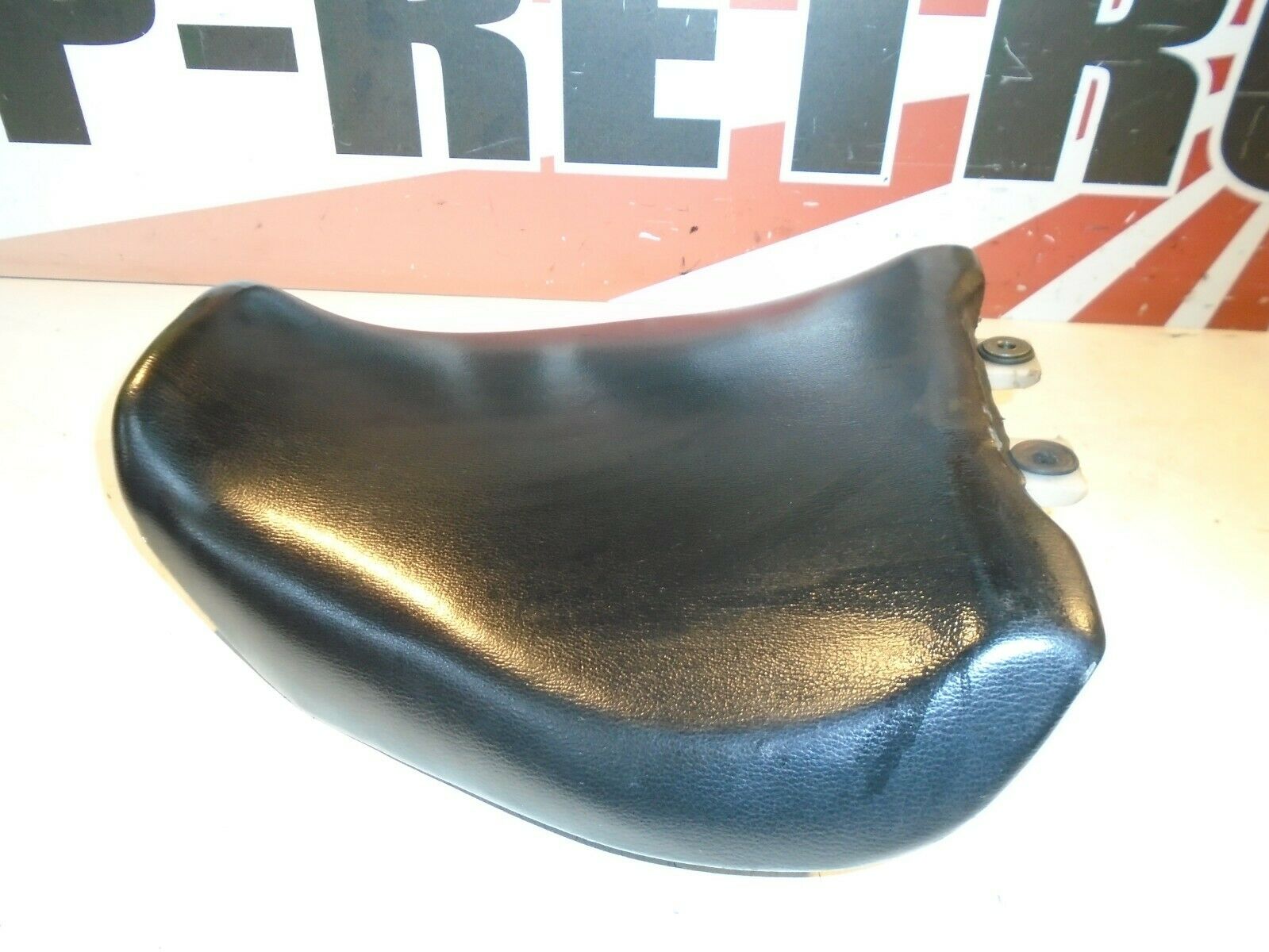 Suzuki GSXR750 Riders Seat GSX-R750