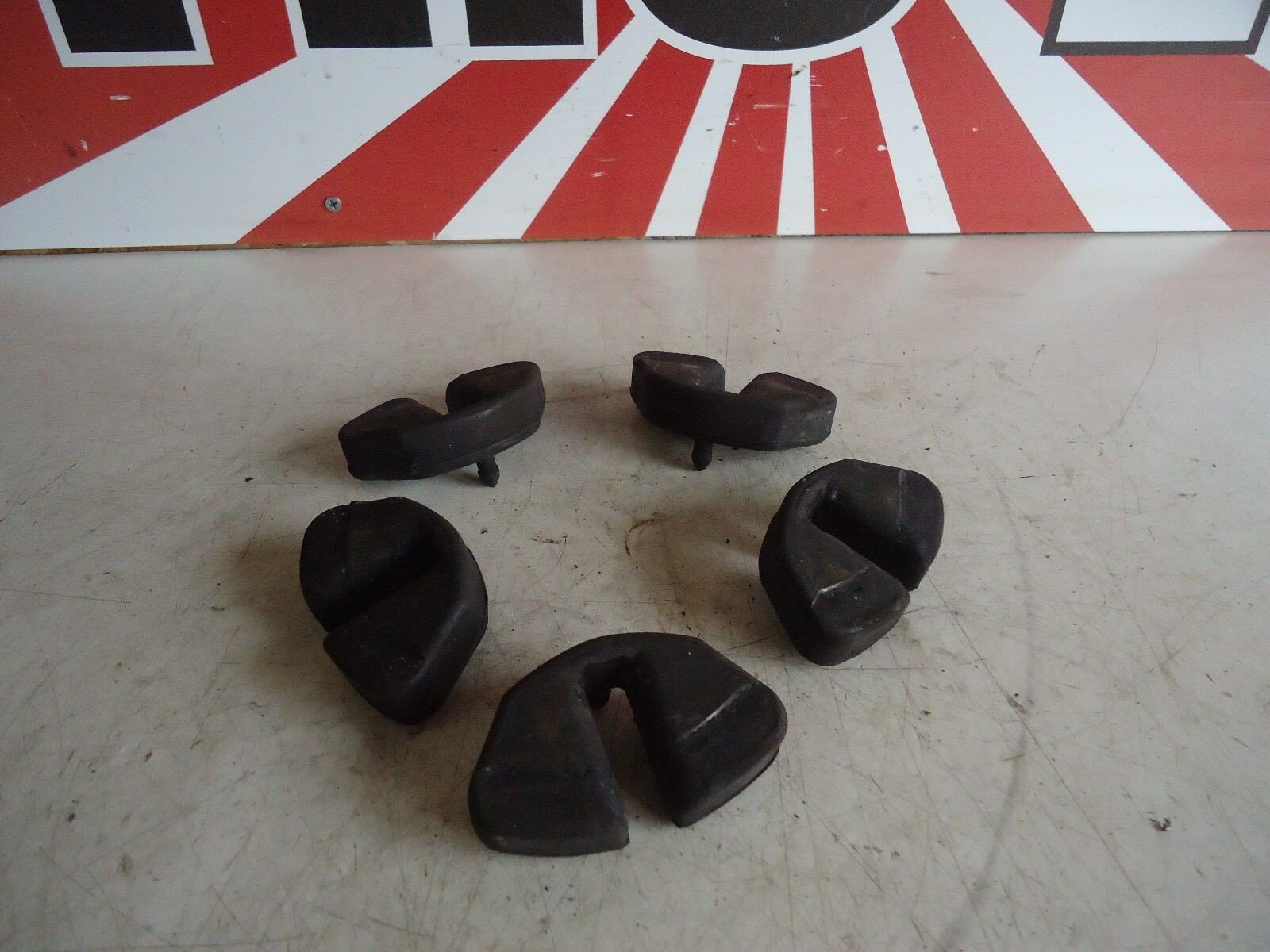 Suzuki GS500E Rear Wheel Cush Drive Rubbers