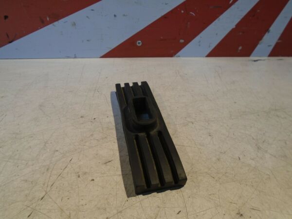 Yamaha FZR1000 Tank Mount Rubber 
