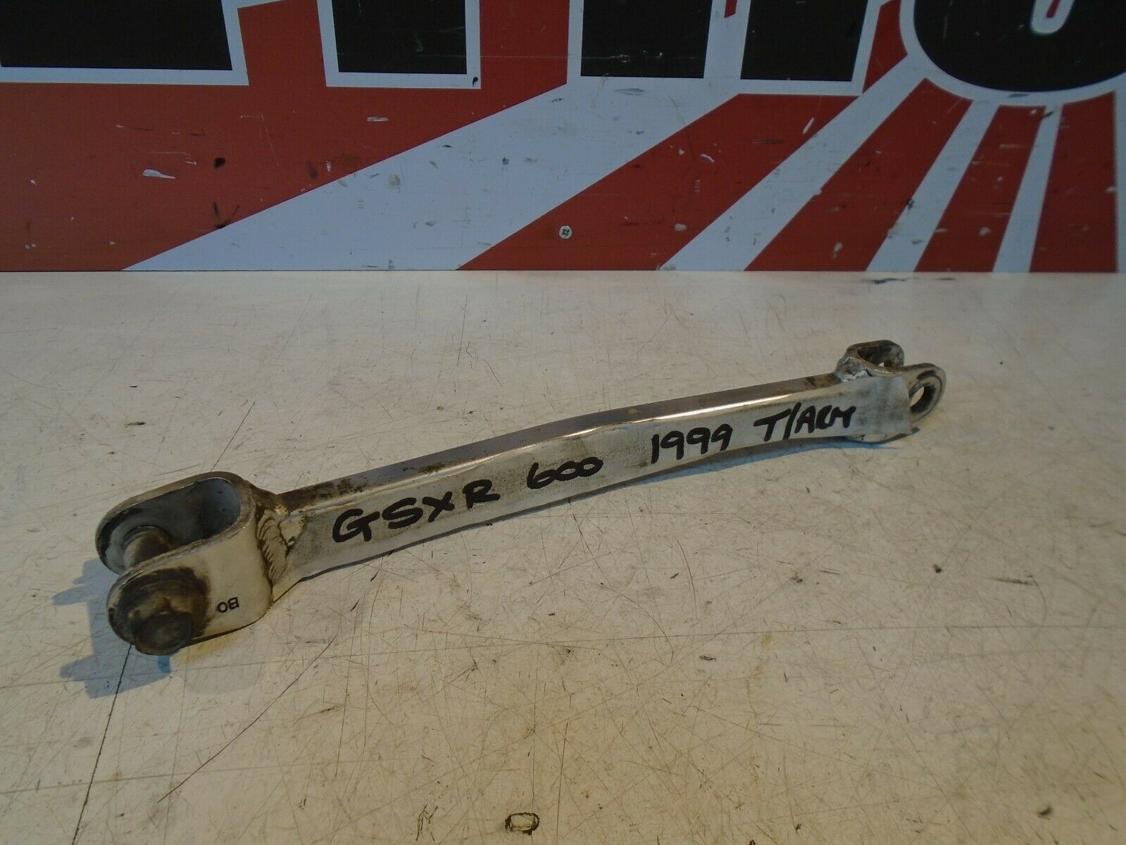 Suzuki GSXR600 SRAD Rear Brake Torque Arm