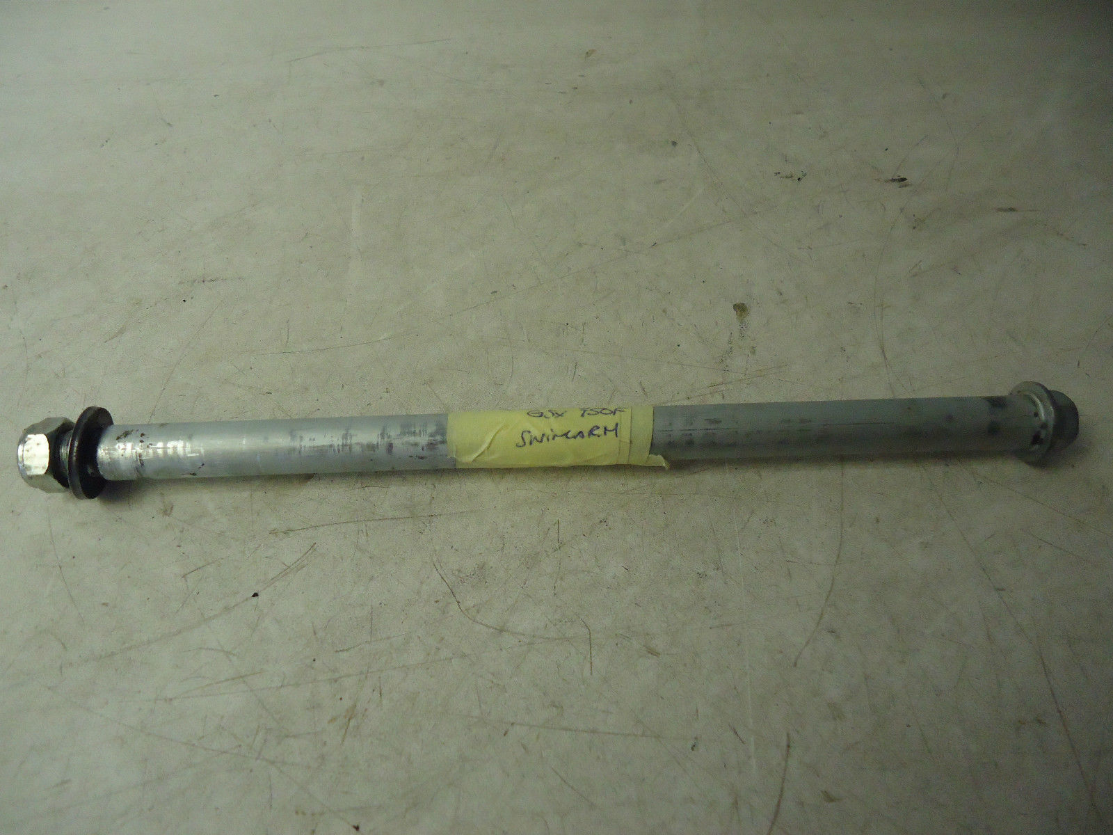 Suzuki GSX750F Swingarm Spindle Axle