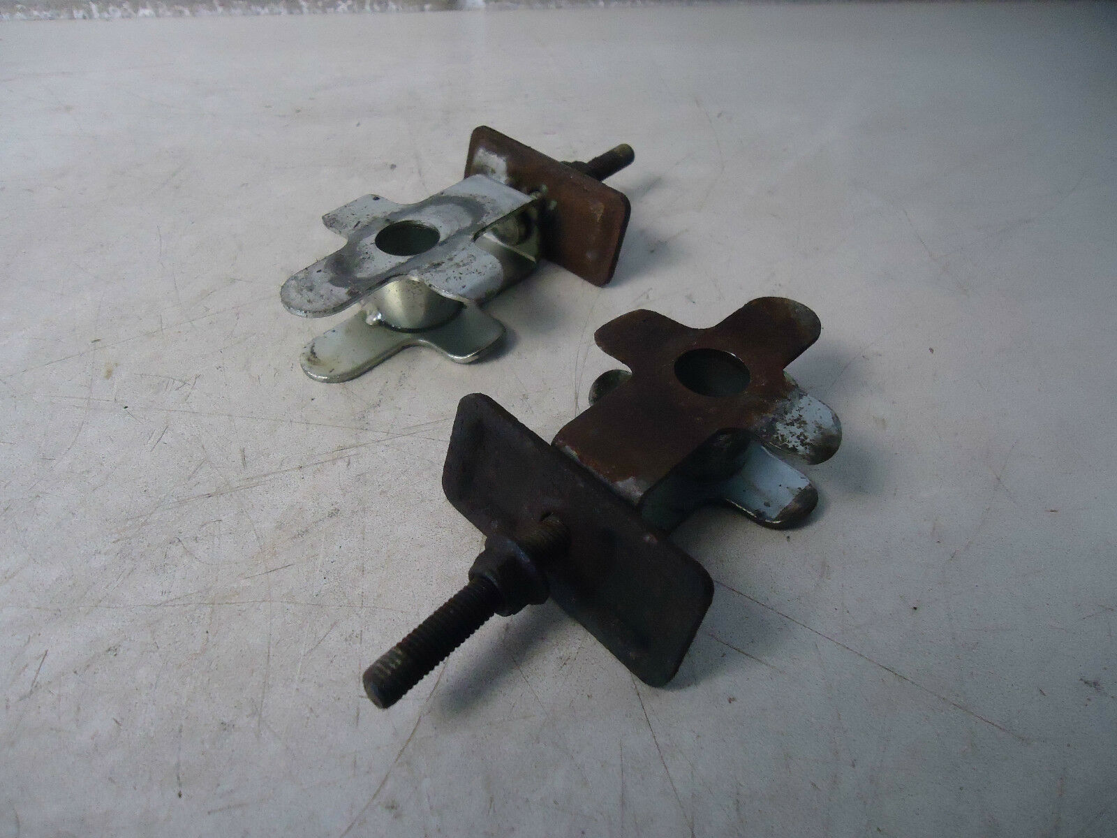 Suzuki GSX750F Chain Adjusters