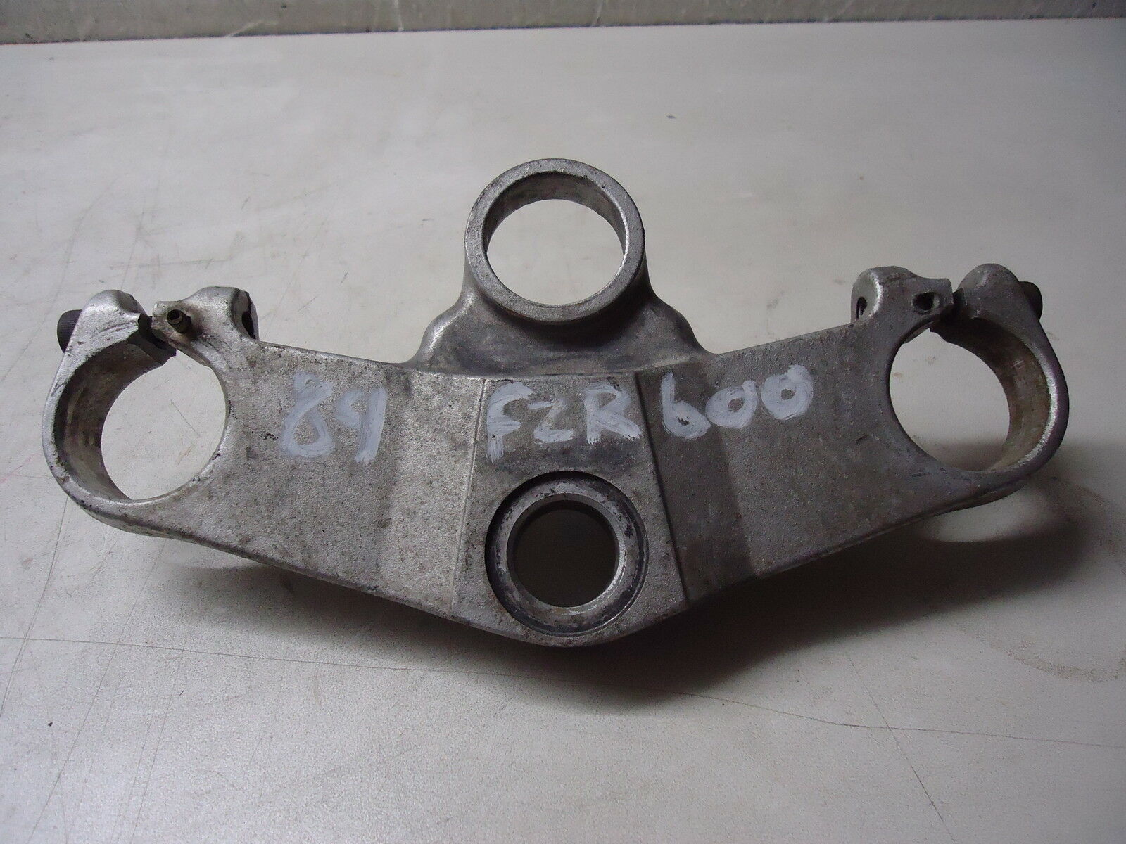 Yamaha FZR600 Top Fork Yoke