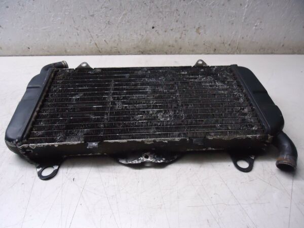Yamaha FZ750 Radiator 