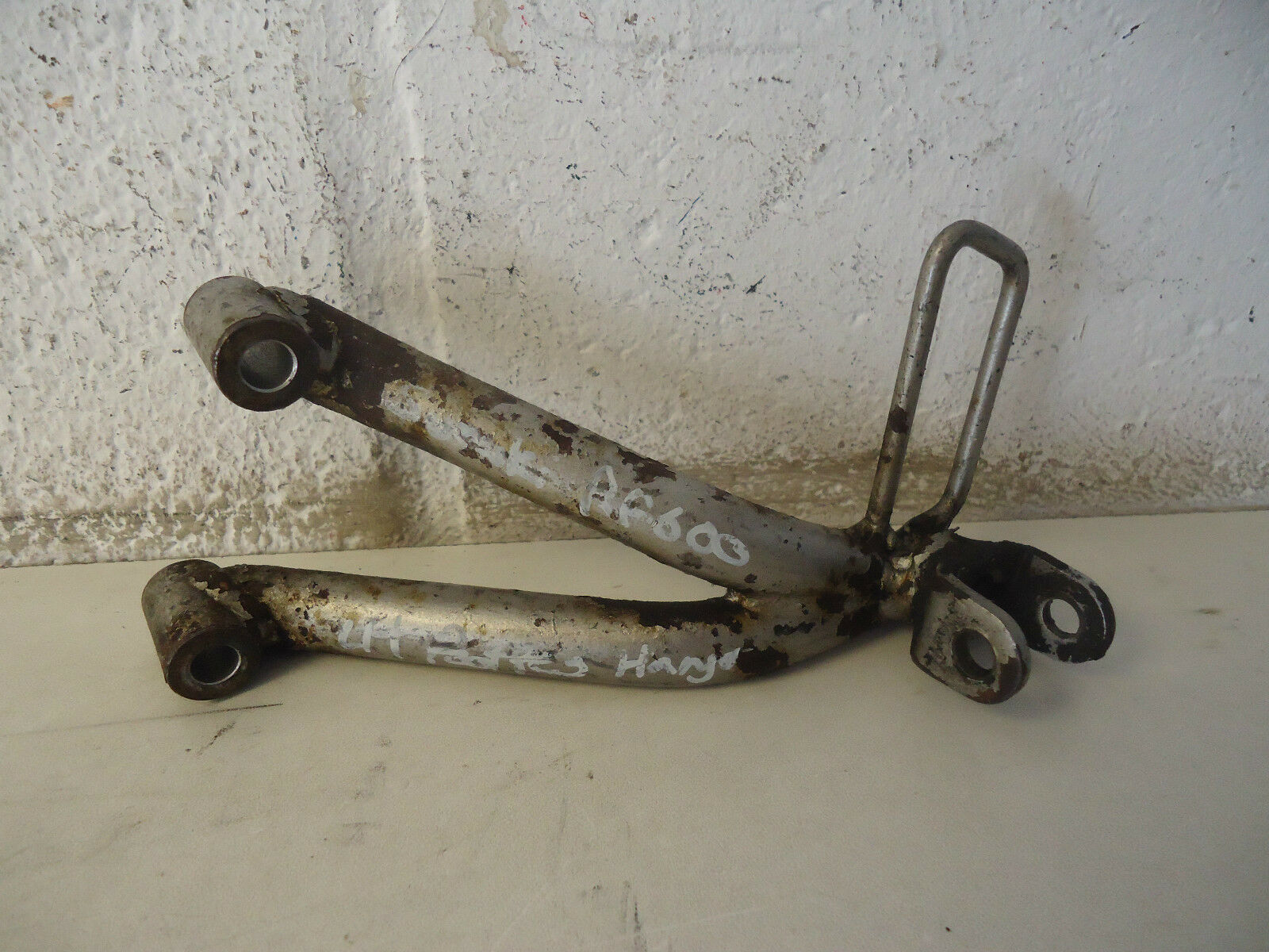 Suzuki RF600R Rear Footrest Hanger