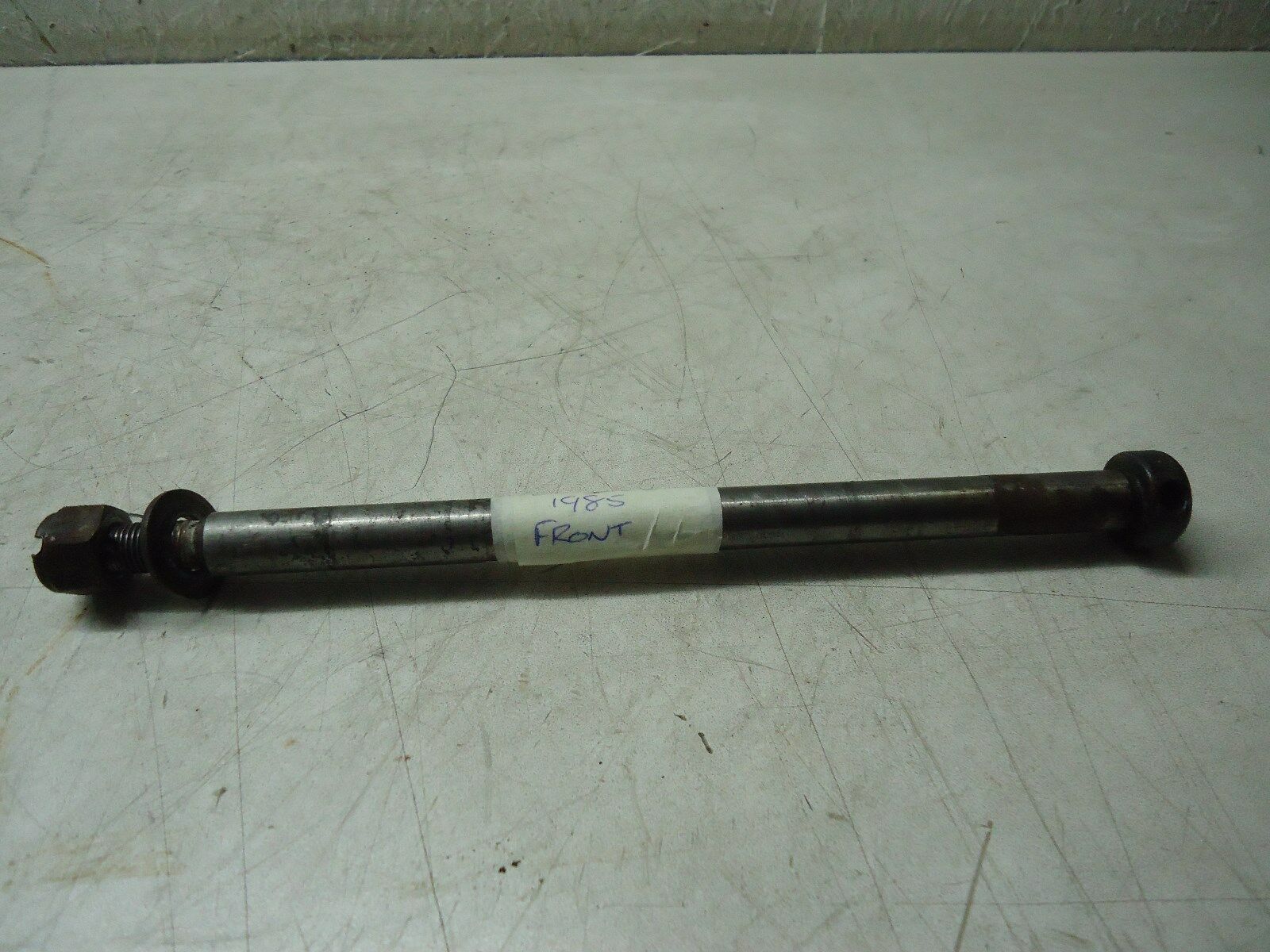 Suzuki GSX550ES Front Wheel Spindle Axle