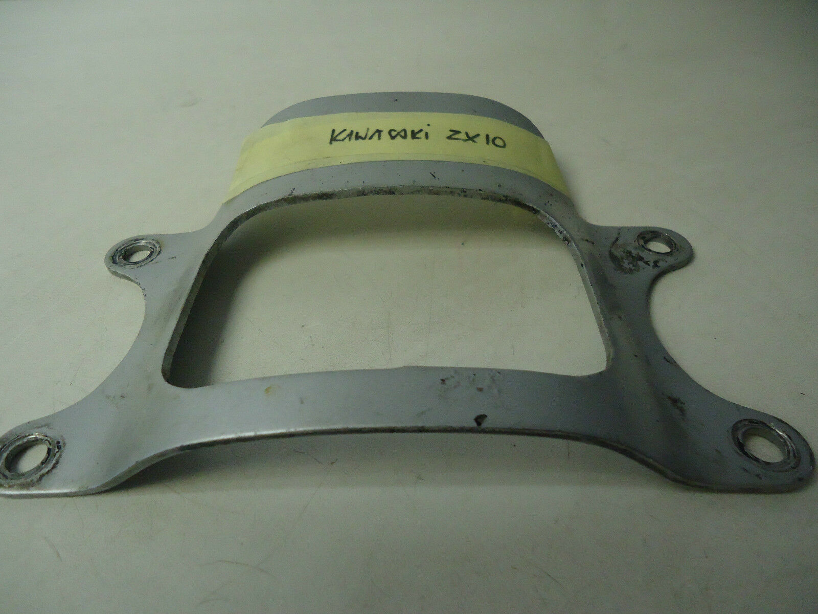 Kawasaki ZX10B Tomcat Mudguard Fender Brace