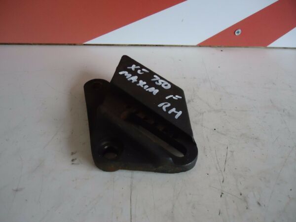 Yamaha XJ750 Maxim Footrest Hanger