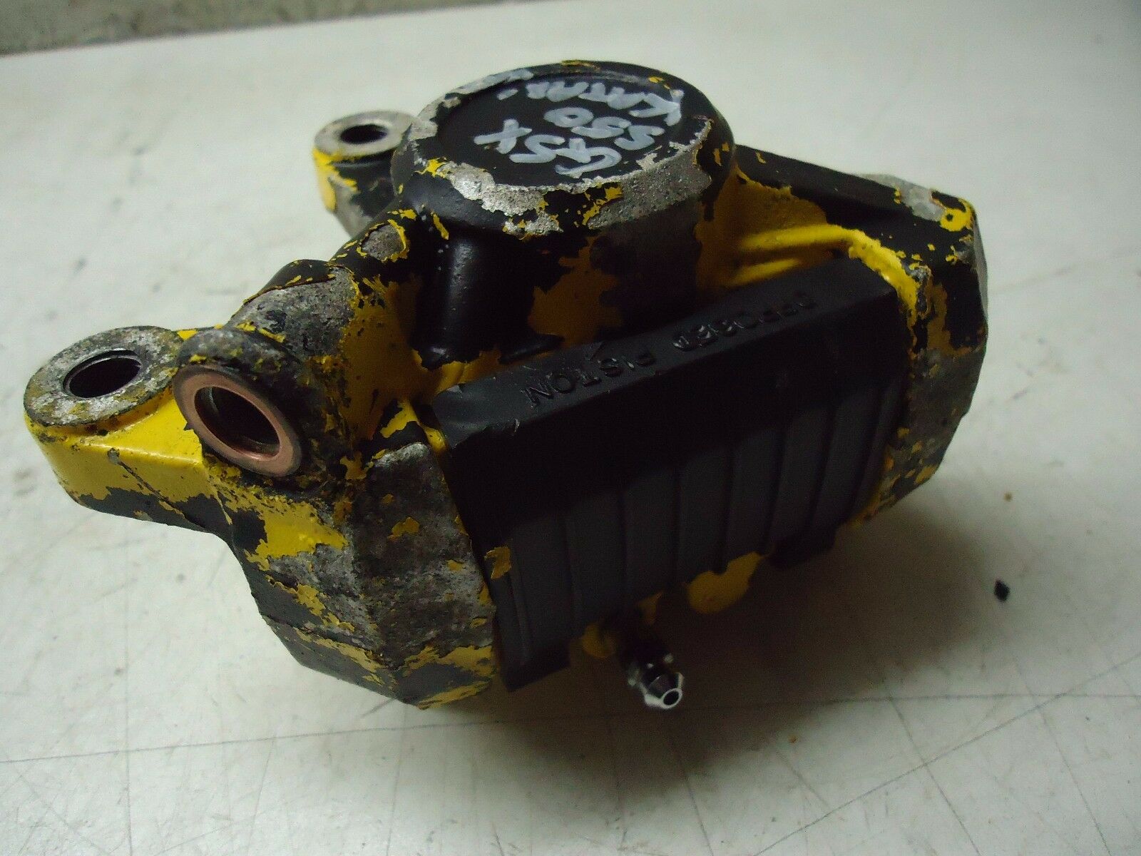 Suzuki GS550M Katana Front Brake Caliper 