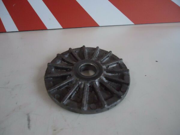 Kawasaki GPX750R Engine Oil Filter Cover 