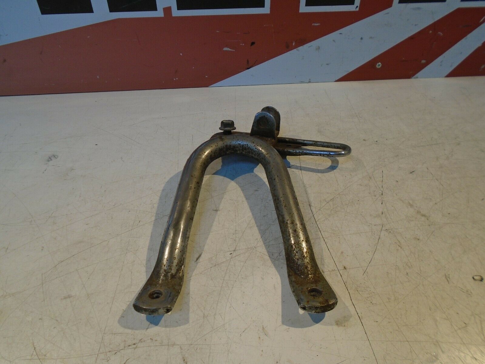 Yamaha FZR600 Rear Footrest Hanger 