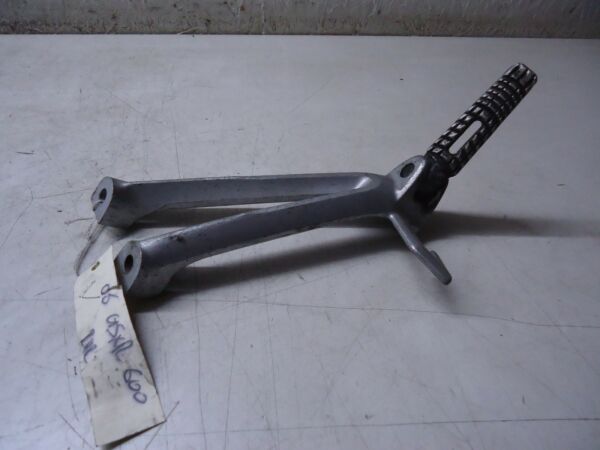 Suzuki GSXR600 Rear Footrest Hanger