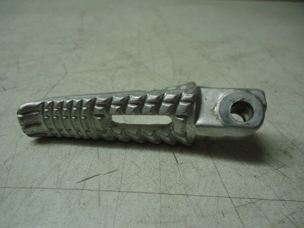 Suzuki GSXR1000 Rear Footrest GSX-R1000