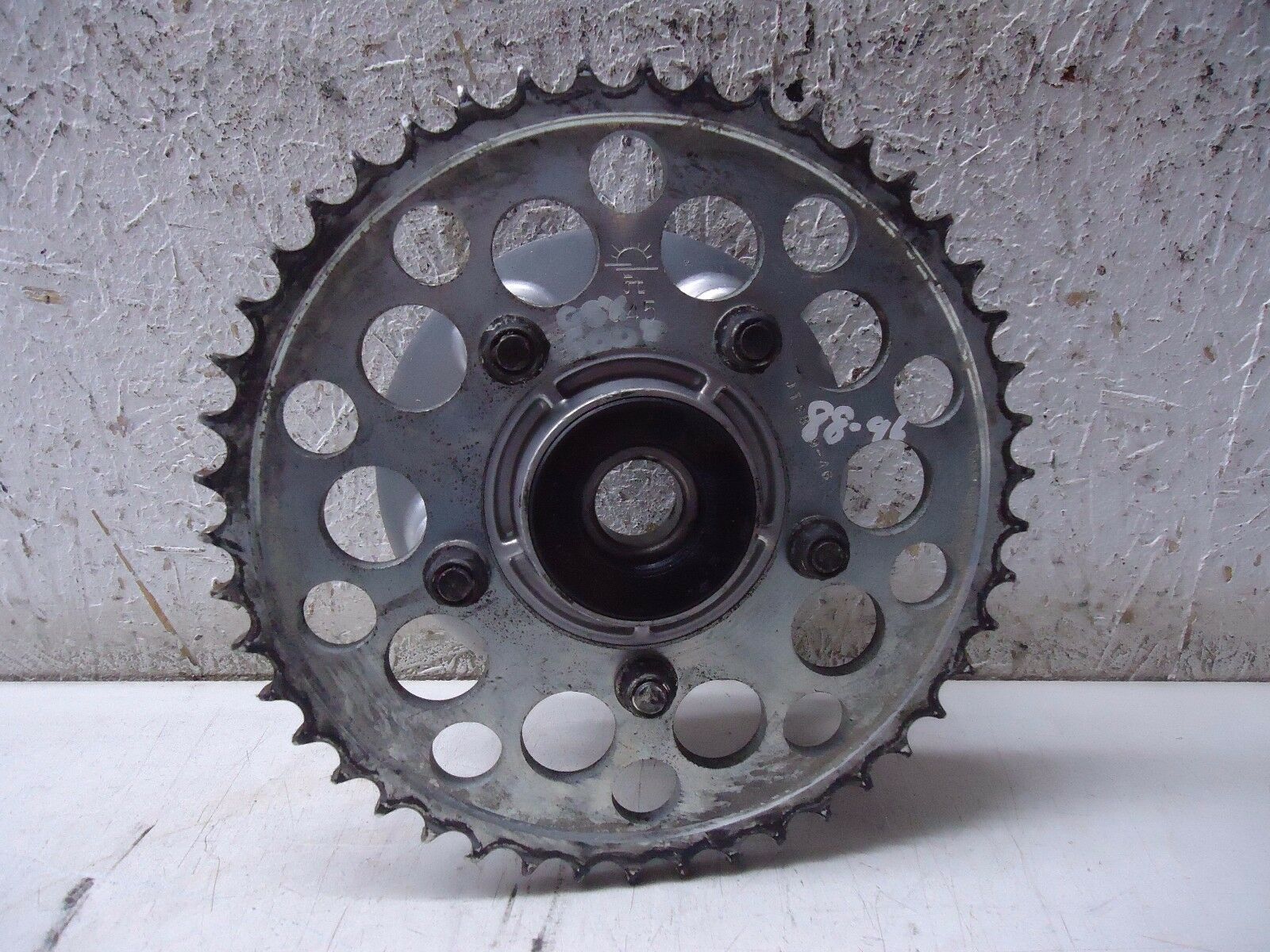 Suzuki GSX600F Rear Wheel Hub Sprocket Carrier 
