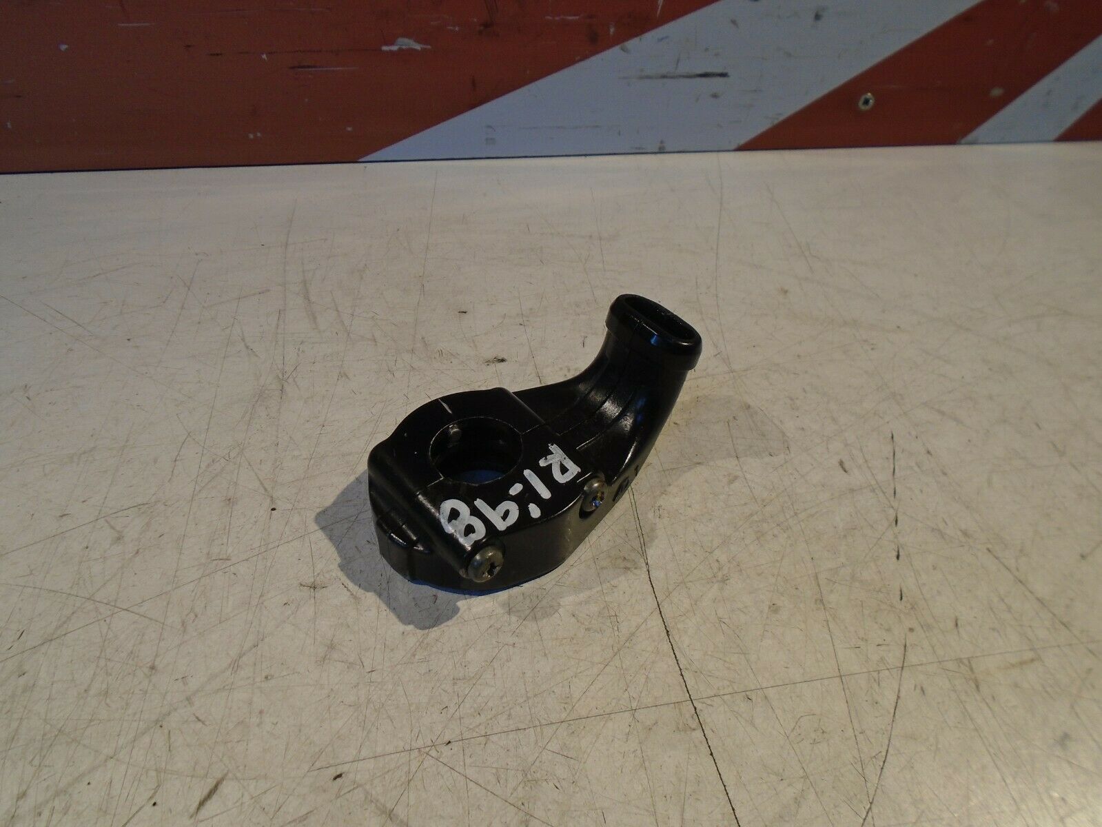 Yamaha R1 Throttle Cable Guide YZF-R1
