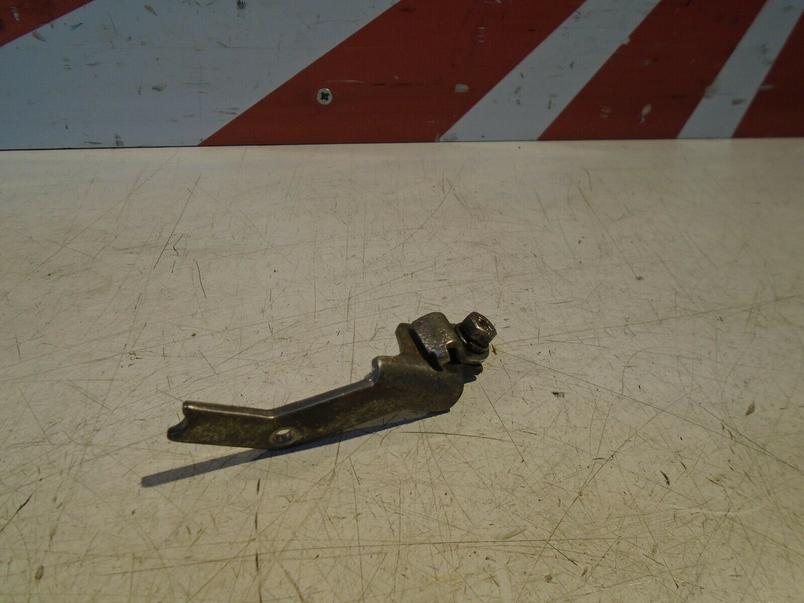 Yamaha FZR1000 Exup Carb Choke Cable Bracket FZR1000 Carburettor