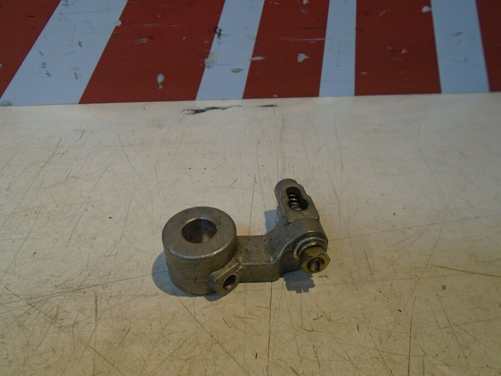 Suzuki GS550E Carb Slide Lifter GS550 Carburettor