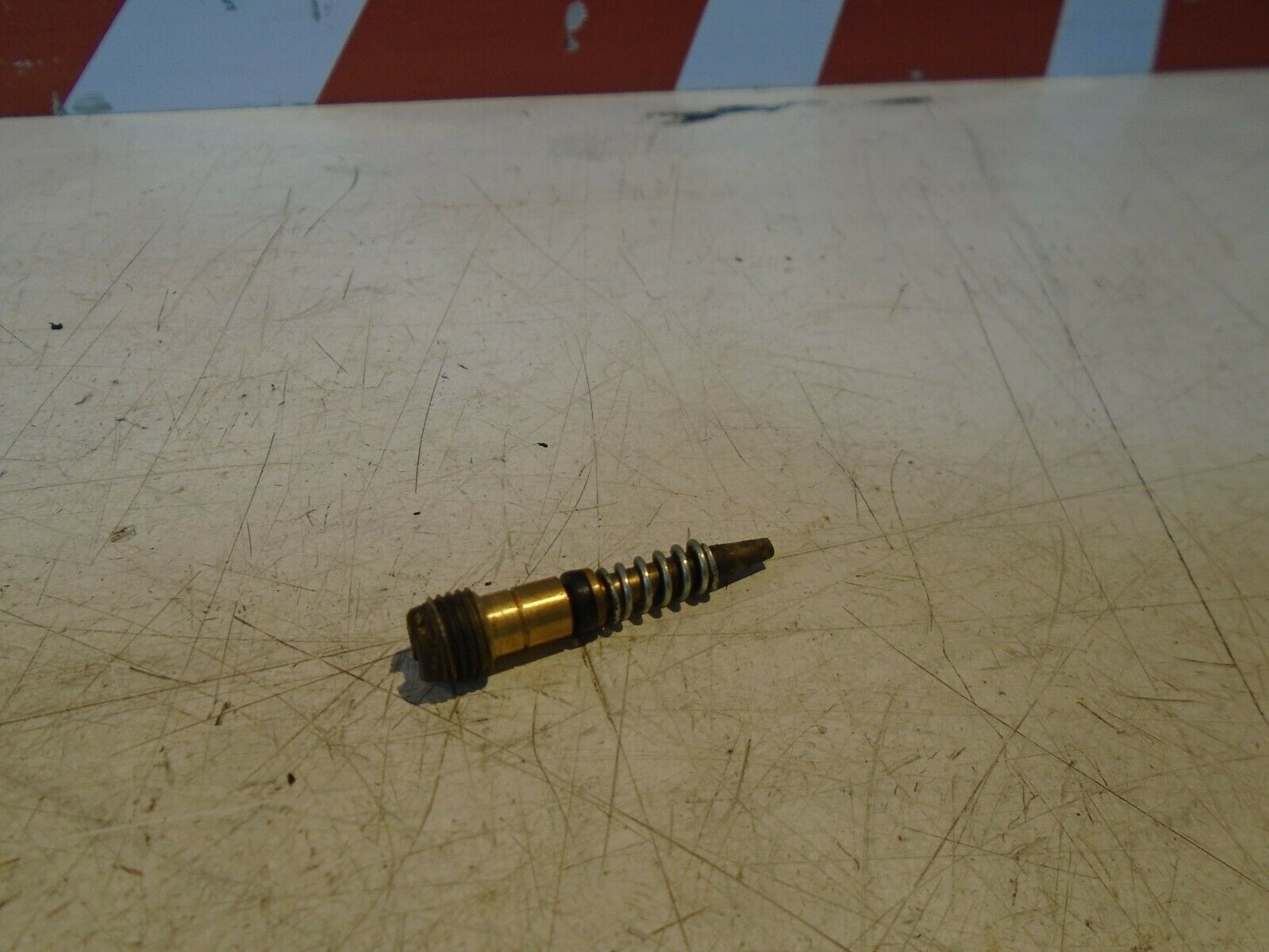 Suzuki GS550E Carb Pilot Screw GS550 Carburettor
