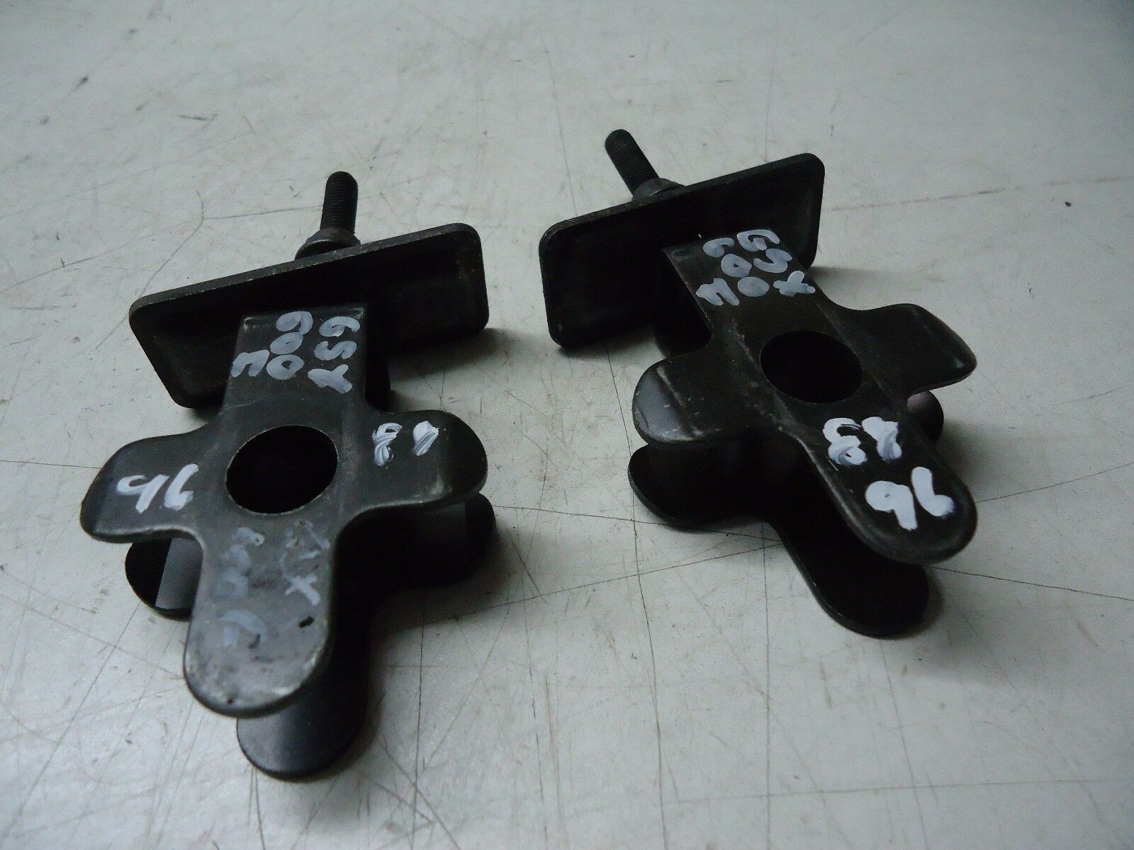 Suzuki GSX600F Chain Adjusters 