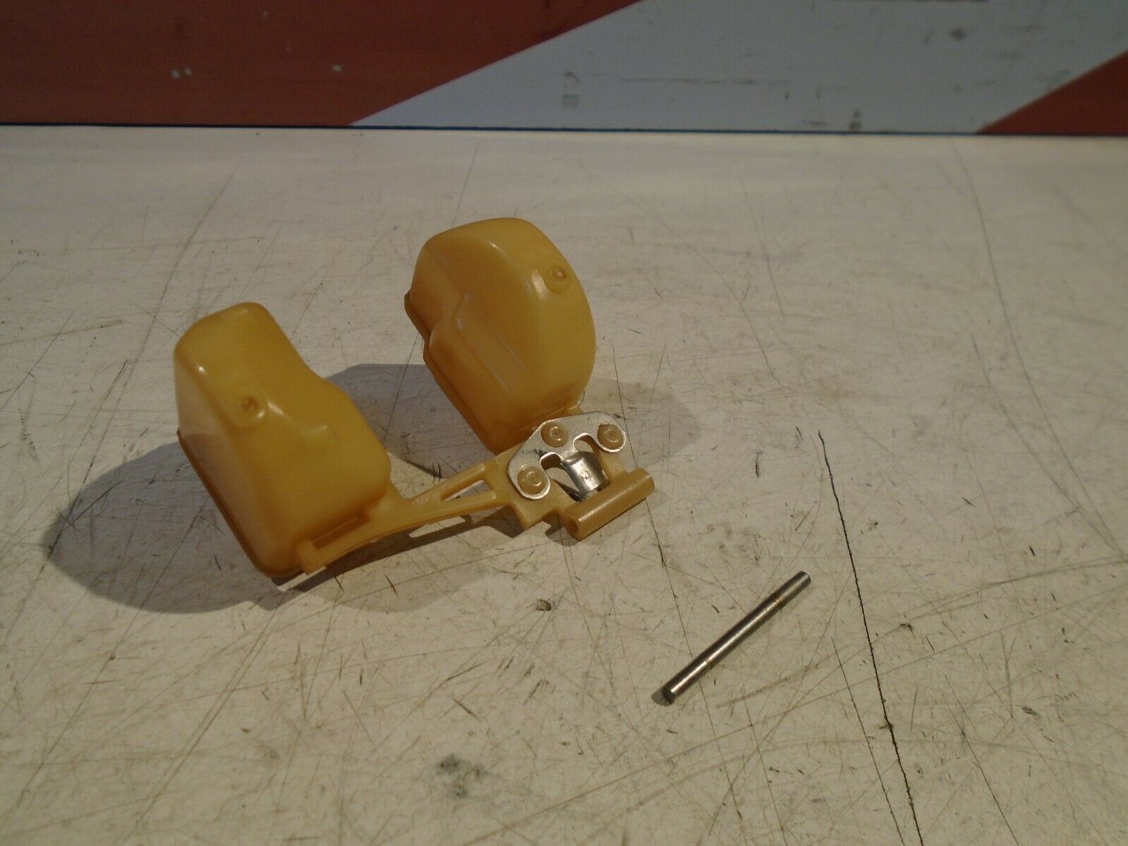 Honda CBR750F Hurricane Carb Float & Pin CBR750 Carburettor
