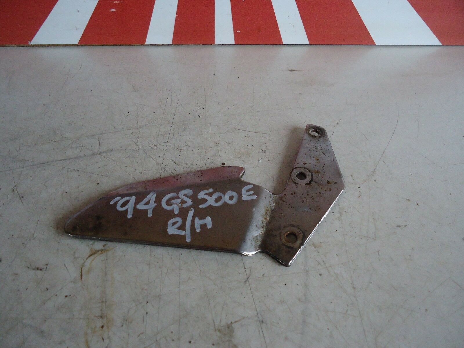 Suzuki GS500E Footrest Heel Plate