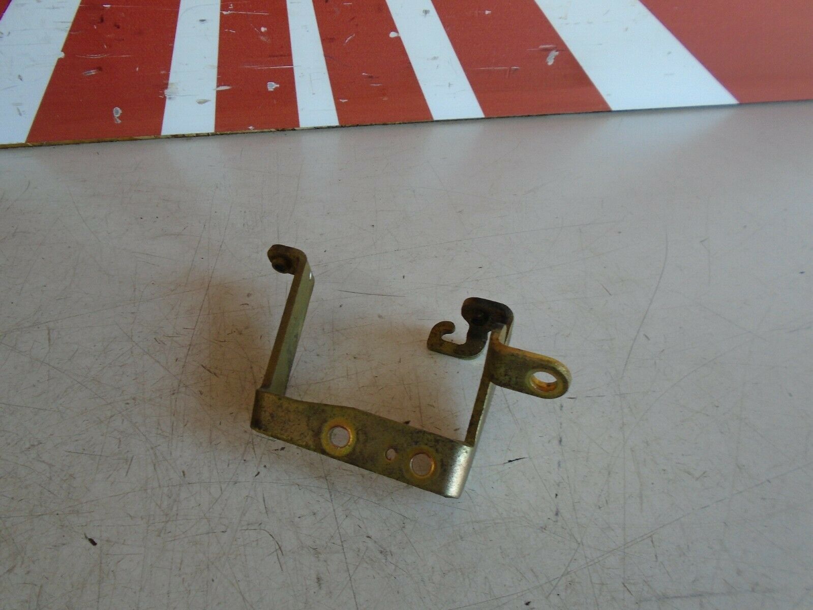 Yamaha R6 Throttle Body Choke Bracket YZF-R6