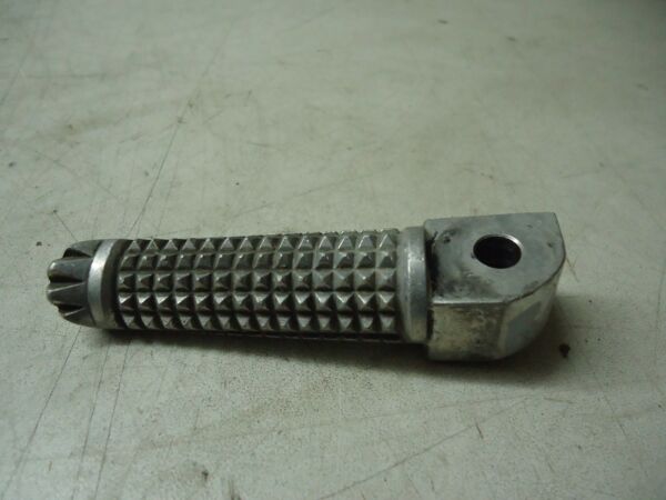 Yamaha R6 Rear Footrest YZF-R6