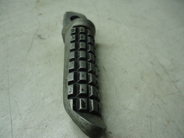 Kawasaki ZZR600 Rear Footrest