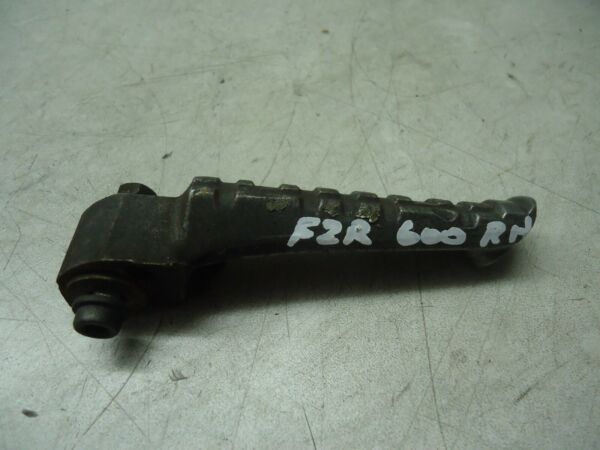 Yamaha FZR600 Rear Footrest