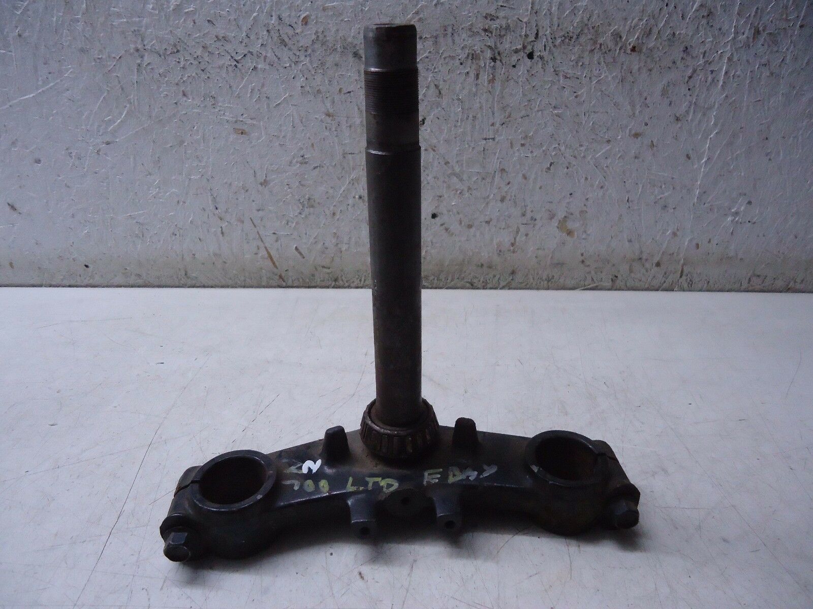 Kawasaki ZN700 Ltd Lower Fork Yoke