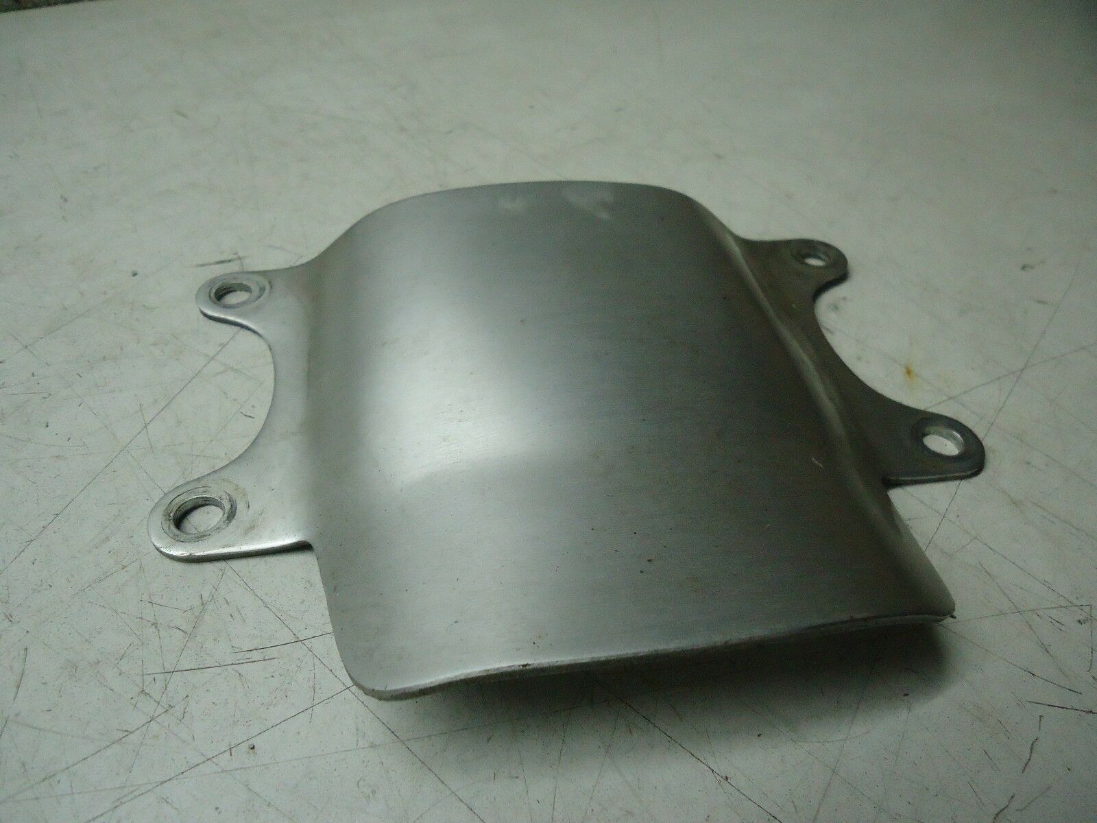 KAWASAKI GPX750R MUDGUARD BRACE