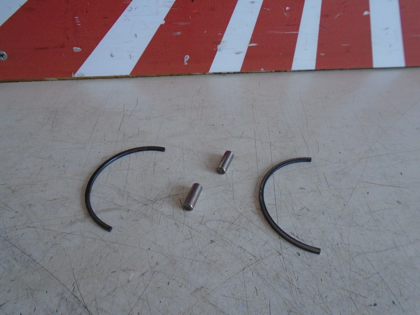 Kawasaki GPX750R Engine Gearbox Locators 