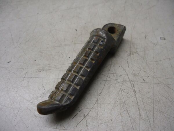 Kawasaki GPX600R Rear Footrest