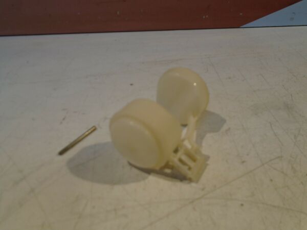 Honda VFR750F Carb Float & Pin VFR750 Carburettor 